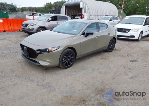 2024 Mazda Mazda3 Hatchback 2.5 Carbon Turbo from USA, damaged, VIN JM1BPBYY6R1704673